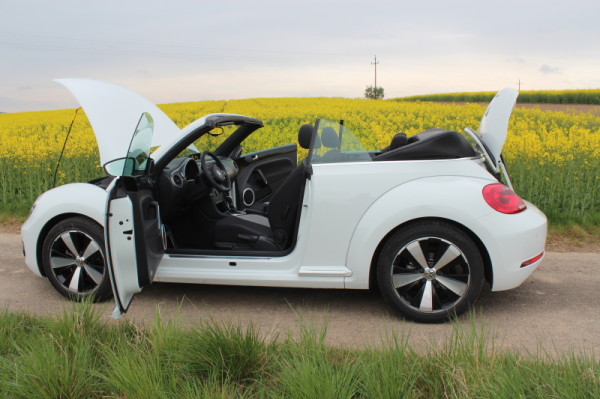 VW Beetle Cabriolet offen