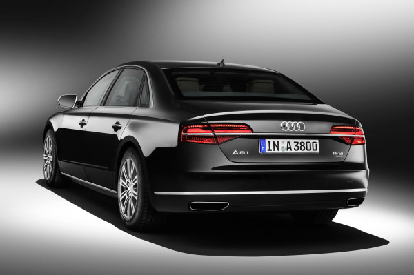 Audi-A8-L-Security-Heck