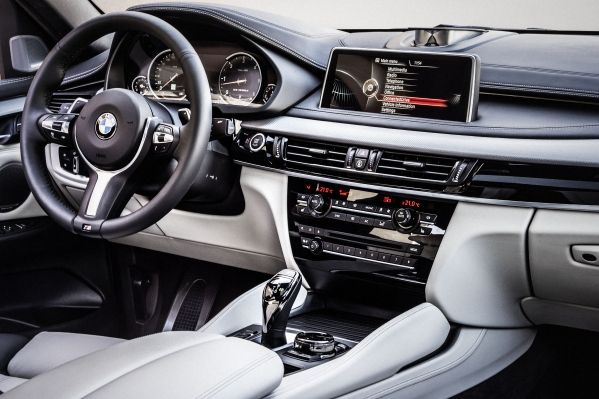 Der neue BMW X6  Innenraum, Exclusivleder Nappa, erweitert Elfenbeinweiß Interieurdesign Pure Extravagance Elfenbein