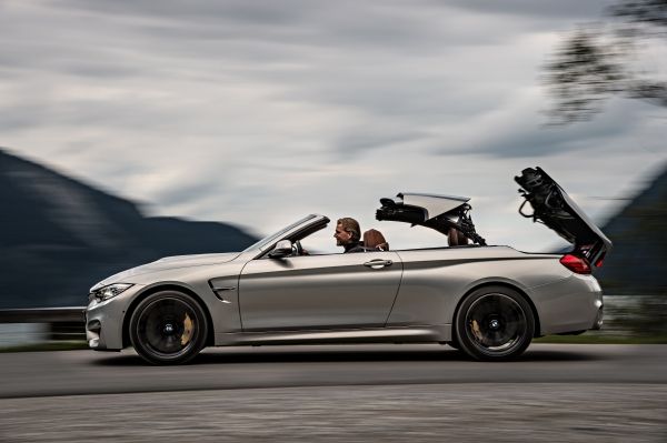 BMW M4 Cabrio Dach öffnen
