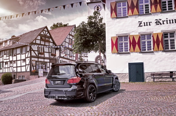 Mercedes-Benz GL Larte Heck Haus_zur_Krim