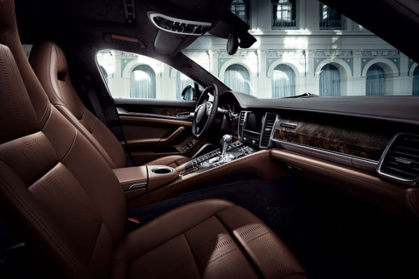 Porsche Panamera als Sondermodell Exklusive Series Cockpit Sitze