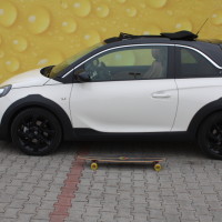 Opel Adam Rocks 16