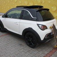 Opel Adam Rocks 18