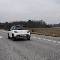 Opel Adam Rocks Autobahn