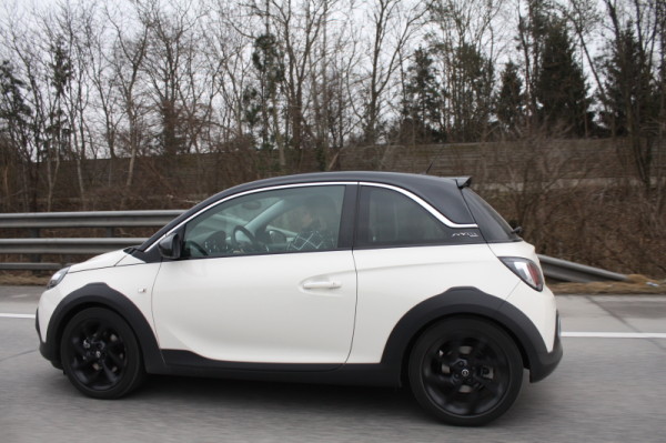 Opel Adam Rocks Autobahn Fahrt Test