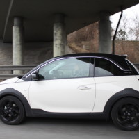 Opel Adam Rocks Autobahn