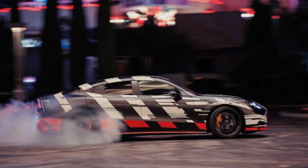 Mercedes-AMG-GT-4-Tuerer-Coupe